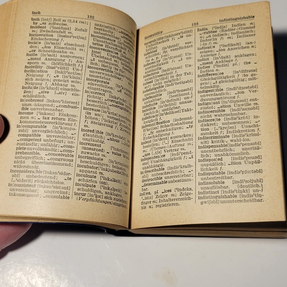 Dictionary German To English English To German 1961 18th Edition - Picture 7 of 8